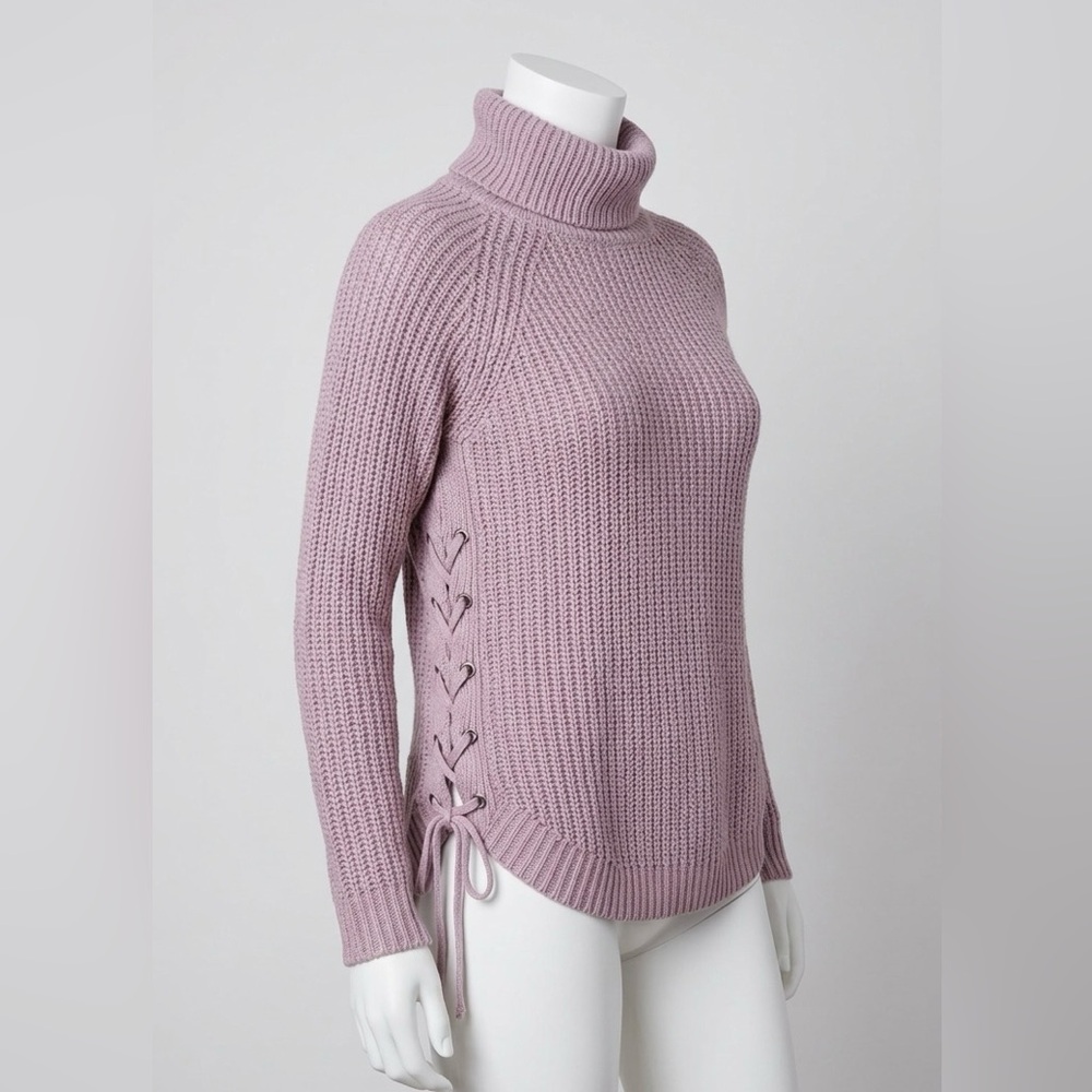 Dynamite Lilac Purple Ribbed Turtleneck Sweater Lace Up Sides Knit Women’s Small